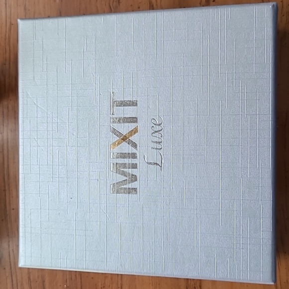 Compact mirror - Picture 2 of 4